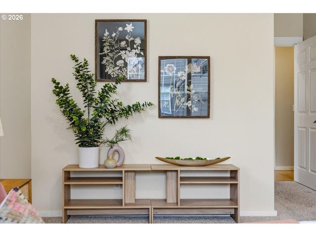 7247 Ne STONEYBROOK St, Hillsboro, OR 97124