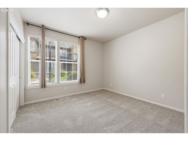 7247 Ne STONEYBROOK St, Hillsboro, OR 97124