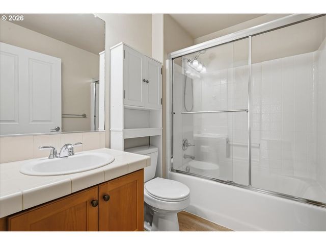 7247 Ne STONEYBROOK St, Hillsboro, OR 97124