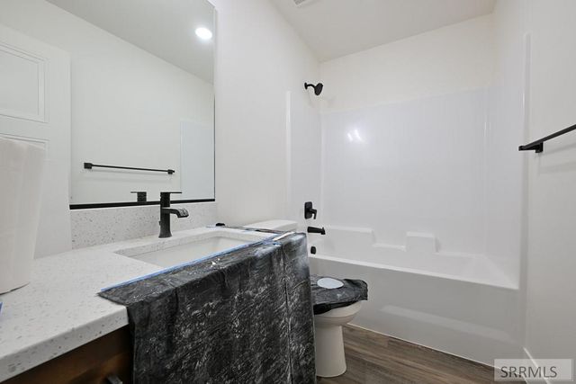 4560 Koa Court, Ammon, ID 83406