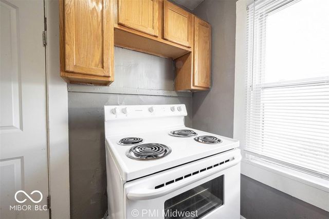 1346 Burdsal Parkway, Indianapolis, IN 46208
