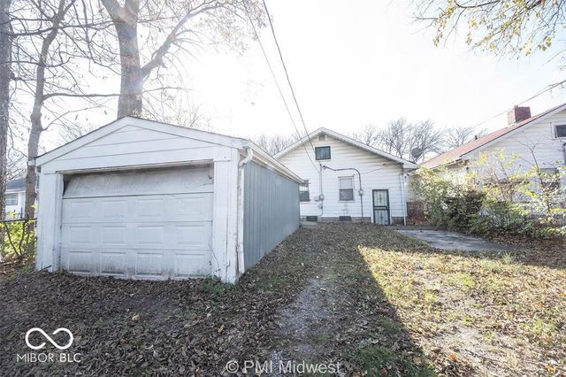 1346 Burdsal Parkway, Indianapolis, IN 46208