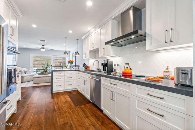 4162 Beachmeadow Lane, Westlake Village, CA 91361