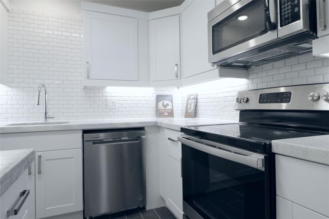 412 Pacific Street 7E, Houston, TX 77006