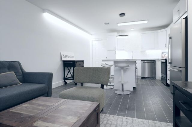 412 Pacific Street 7E, Houston, TX 77006