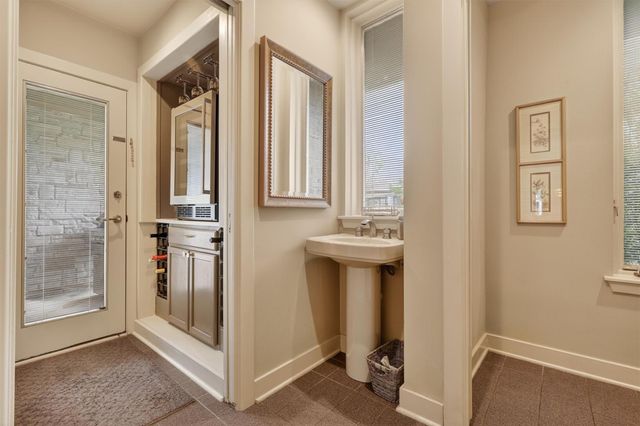 8215 Amber Cove Drive, Humble, TX 77346