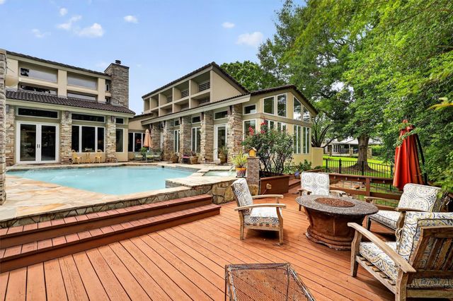 8215 Amber Cove Drive, Humble, TX 77346