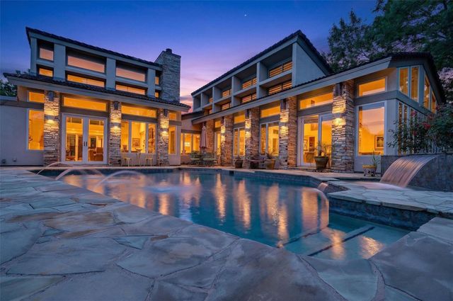 8215 Amber Cove Drive, Humble, TX 77346