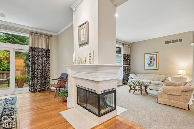8715 Vintner Way, Indianapolis, IN 46256