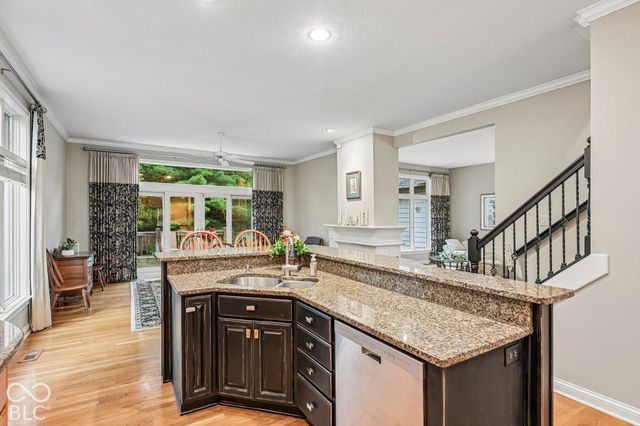 8715 Vintner Way, Indianapolis, IN 46256