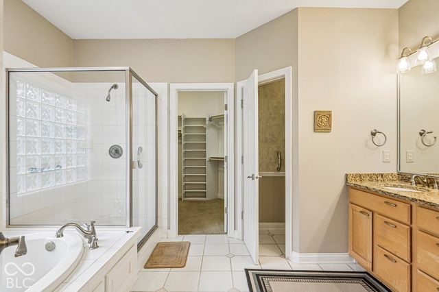 8715 Vintner Way, Indianapolis, IN 46256