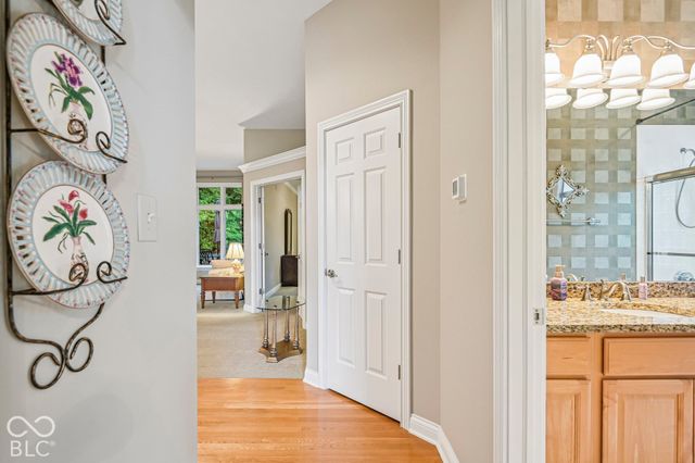 8715 Vintner Way, Indianapolis, IN 46256