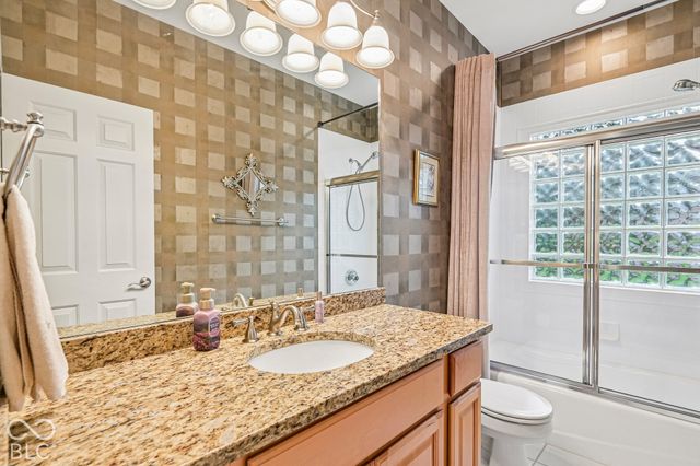 8715 Vintner Way, Indianapolis, IN 46256