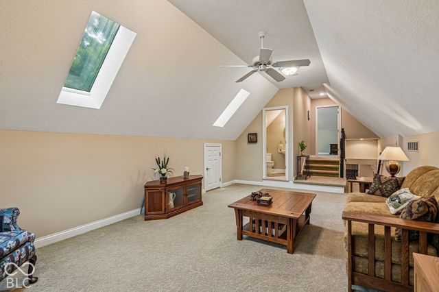 8715 Vintner Way, Indianapolis, IN 46256