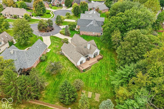 8715 Vintner Way, Indianapolis, IN 46256