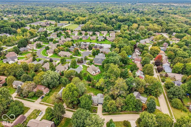 8715 Vintner Way, Indianapolis, IN 46256