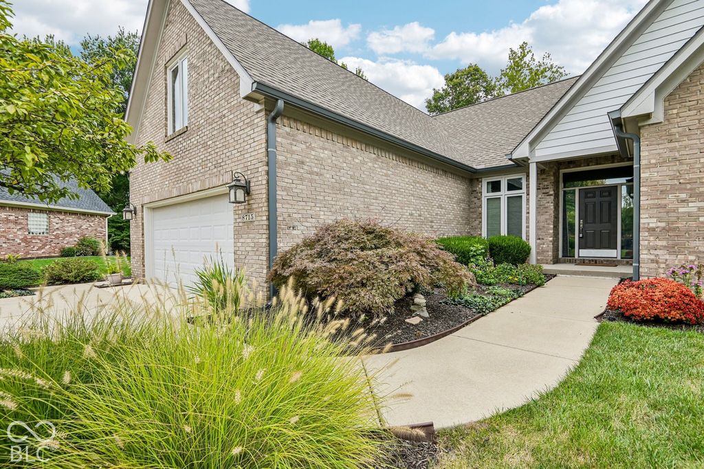 8715 Vintner Way, Indianapolis, IN 46256