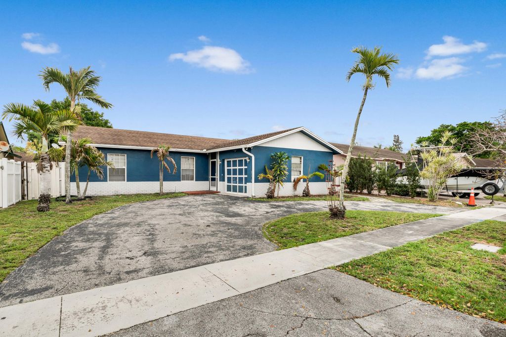 2070 NW 109th Avenue, Sunrise, FL 33322