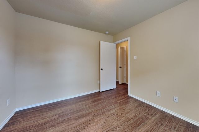 2822 Wisner Circle, Houston, TX 77014