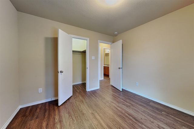 2822 Wisner Circle, Houston, TX 77014