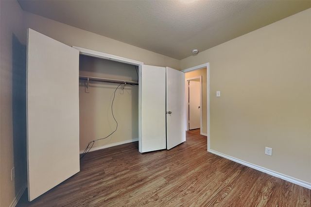 2822 Wisner Circle, Houston, TX 77014
