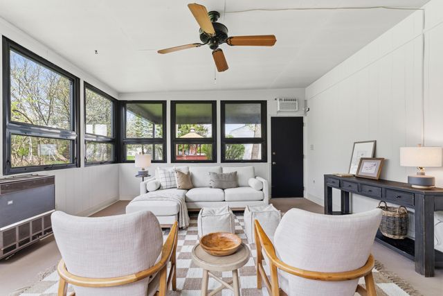 4543 Ducrest Drive, Columbus, OH 43220