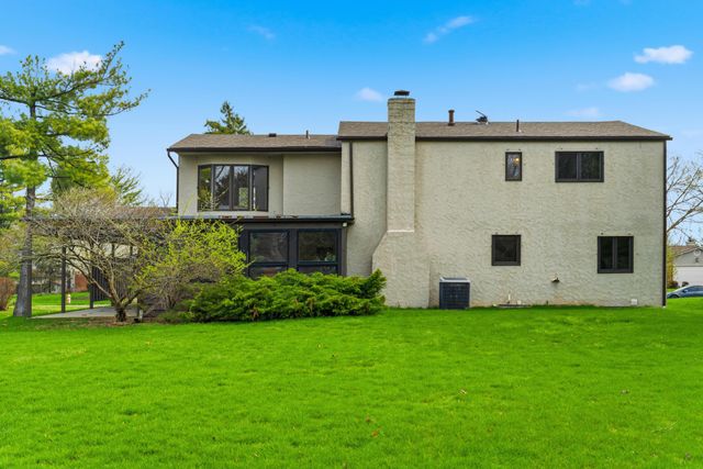 4543 Ducrest Drive, Columbus, OH 43220