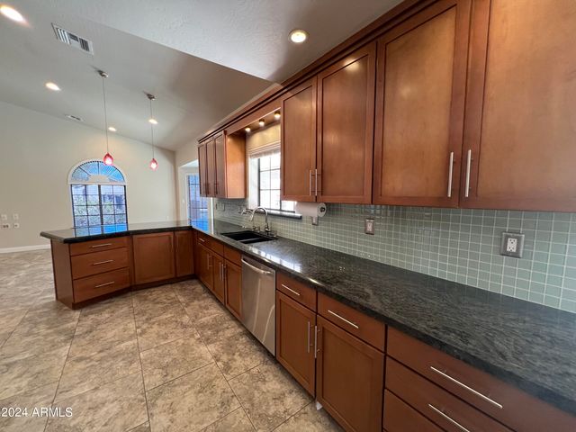 15230 N BLACKBIRD Drive, Fountain Hills, AZ 85268