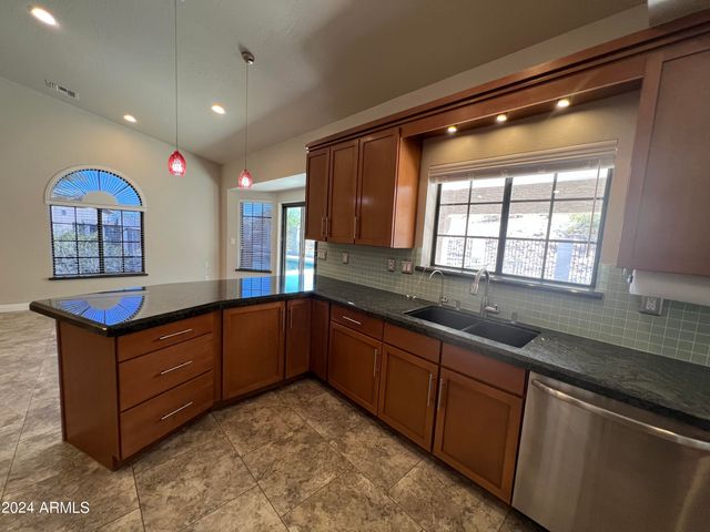 15230 N BLACKBIRD Drive, Fountain Hills, AZ 85268