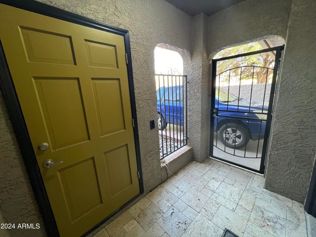 15230 N BLACKBIRD Drive, Fountain Hills, AZ 85268