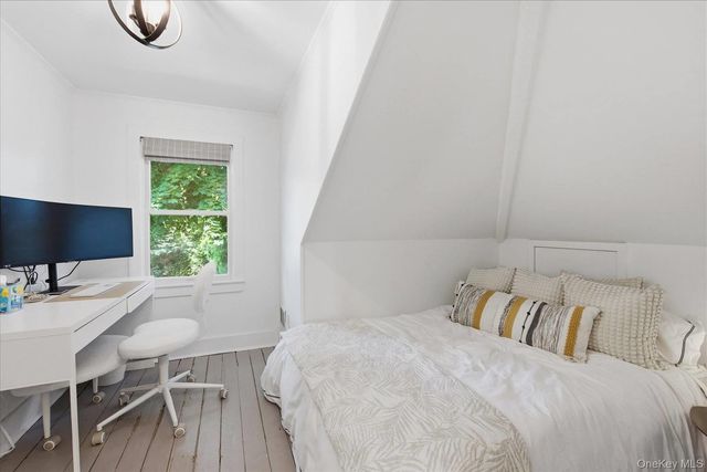 255 Sunset Avenue, Westhampton Beach, NY 11978