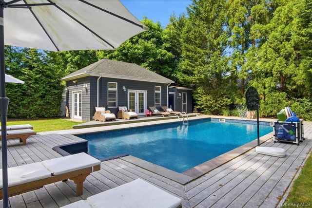 255 Sunset Avenue, Westhampton Beach, NY 11978