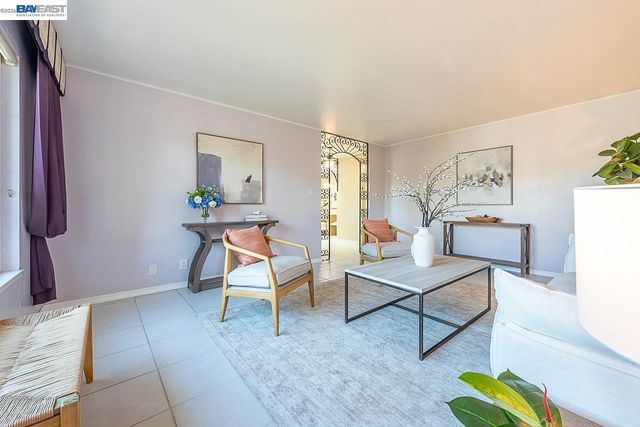 2444 Douglas St, Union City, CA 94587