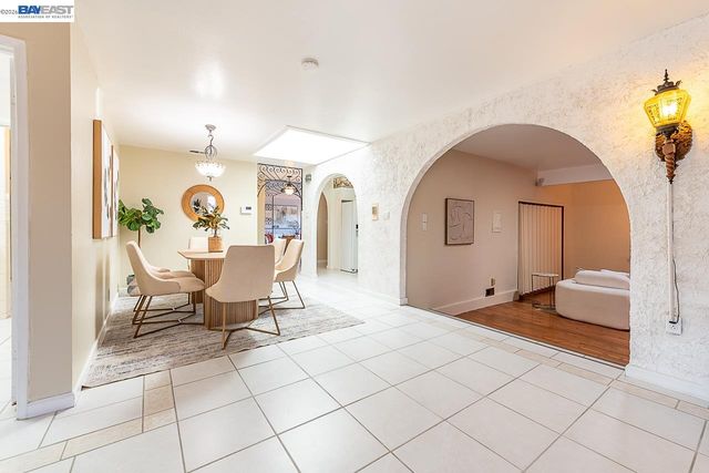 2444 Douglas St, Union City, CA 94587