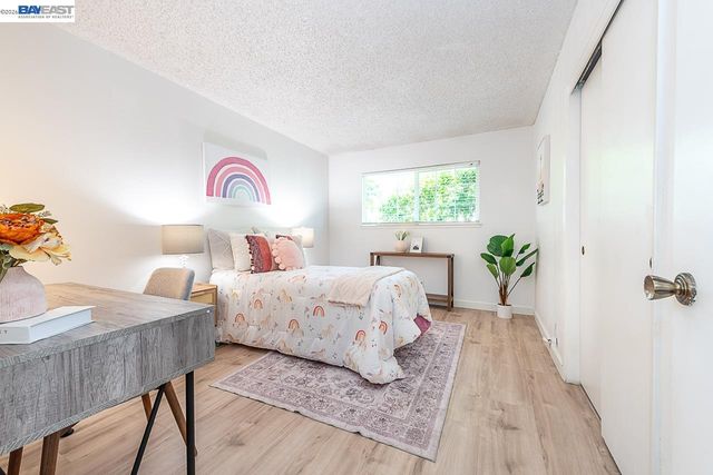 2444 Douglas St, Union City, CA 94587