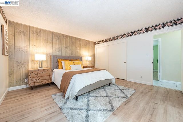 2444 Douglas St, Union City, CA 94587