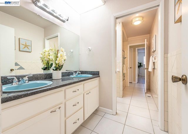 2444 Douglas St, Union City, CA 94587