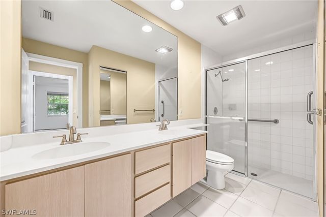 3111 Andorra CT, Naples, FL 34109