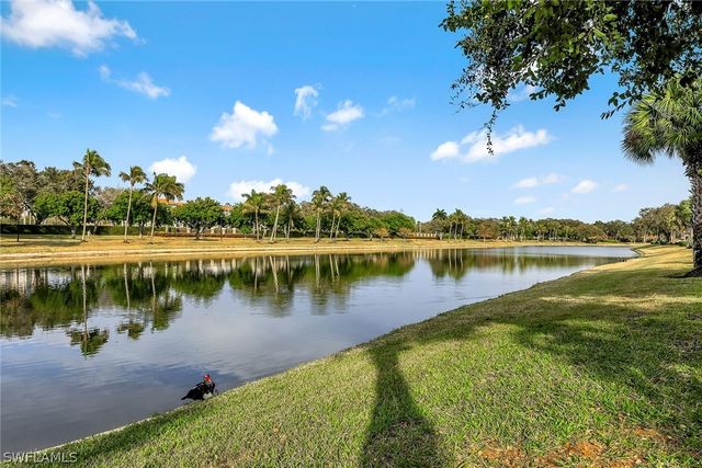 3111 Andorra CT, Naples, FL 34109