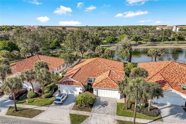 3111 Andorra CT, Naples, FL 34109