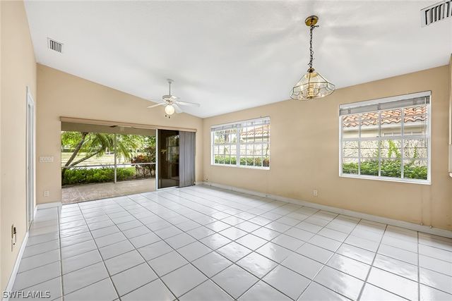 3111 Andorra CT, Naples, FL 34109