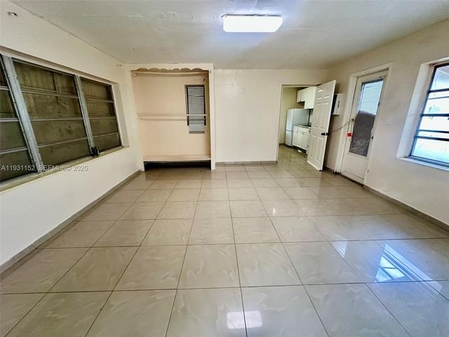 6154 Flagler St ., Hollywood, FL 33023