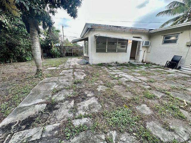 6154 Flagler St ., Hollywood, FL 33023