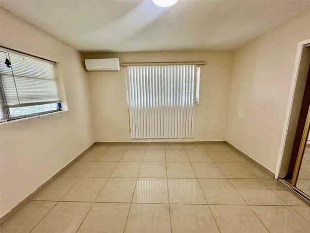 6154 Flagler St ., Hollywood, FL 33023