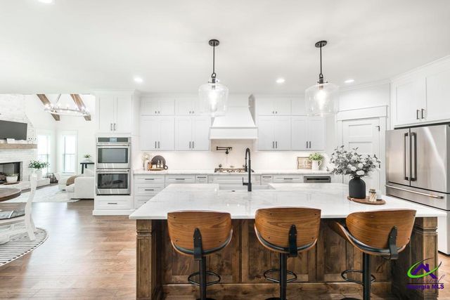 221 Bristleleaf Path, Kathleen, GA 31047