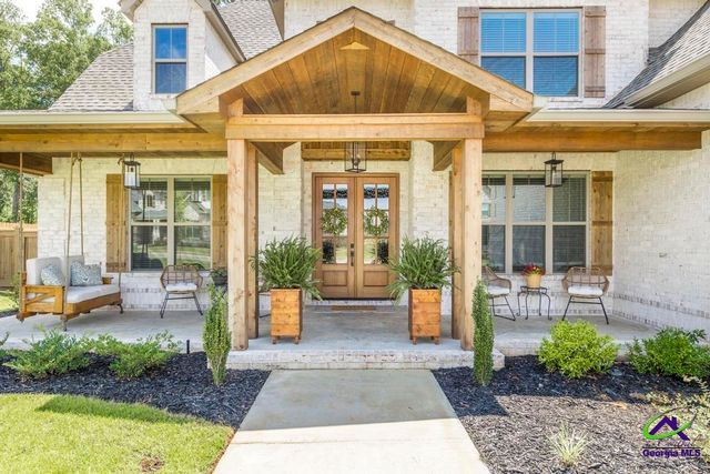 221 Bristleleaf Path, Kathleen, GA 31047