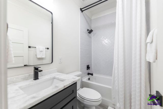 221 Bristleleaf Path, Kathleen, GA 31047