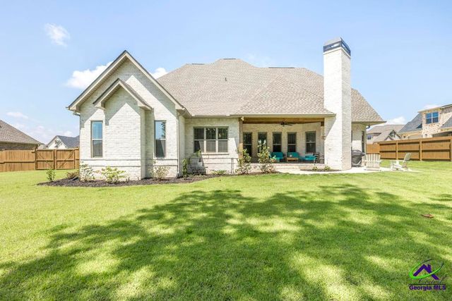 221 Bristleleaf Path, Kathleen, GA 31047