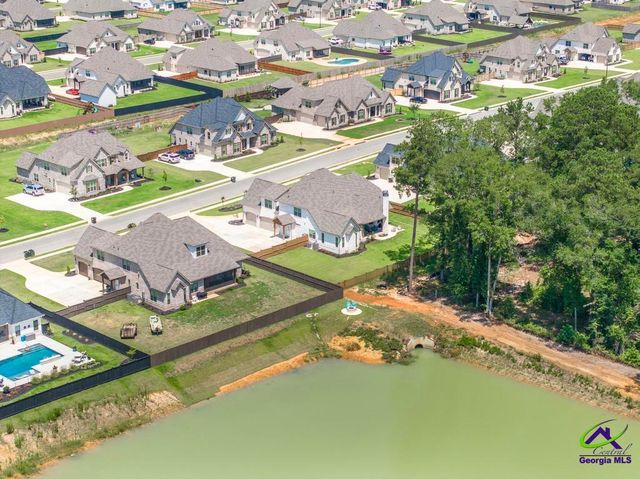 221 Bristleleaf Path, Kathleen, GA 31047