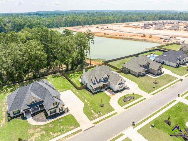 221 Bristleleaf Path, Kathleen, GA 31047